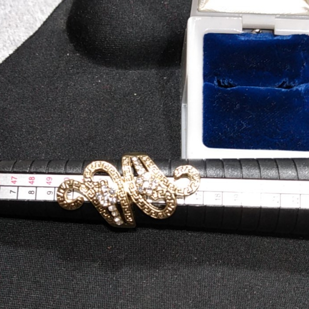 Beautiful Lady Ring - image 4